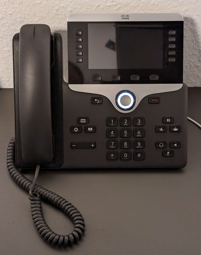 Cisco 8851: New Firmware Resets Line Selection After a Call Ends